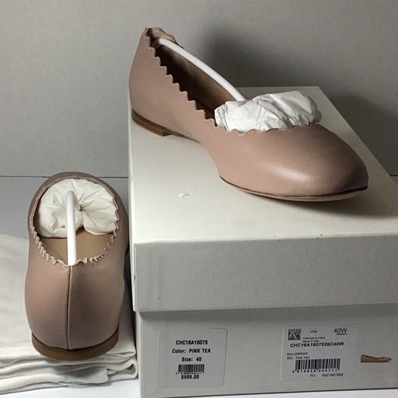 CHLOE
Lauren Scalloped Leather Ballet Flats - Picture 13 of 14